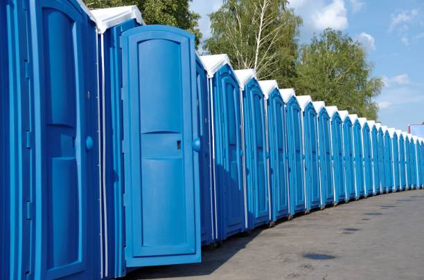 Best Portable bathroom rental  in Clton, IN